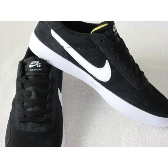 Nike Men's SB Heritage Vulc Classic Skate Shoes Black White Sizes NIB - Picture 4 of 5